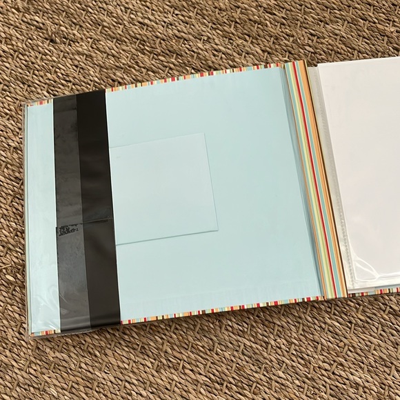 Making Memories album cheeky 8” x 8” stripe - Picture 4 of 9